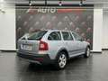 Skoda Octavia 2.0TDI CR Elegance Gris - thumbnail 2