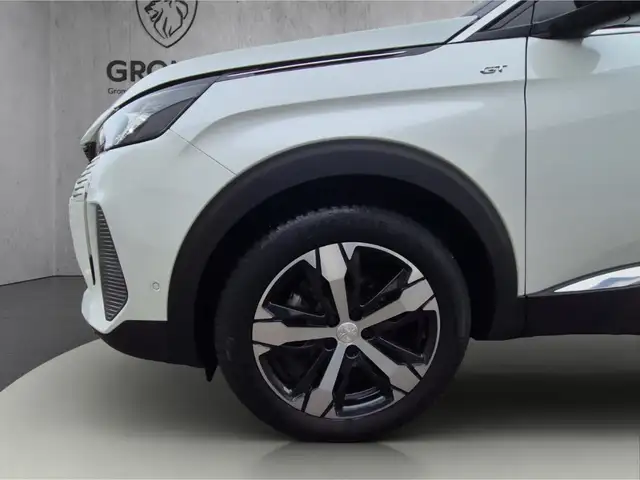 Peugeot 5008 view 11