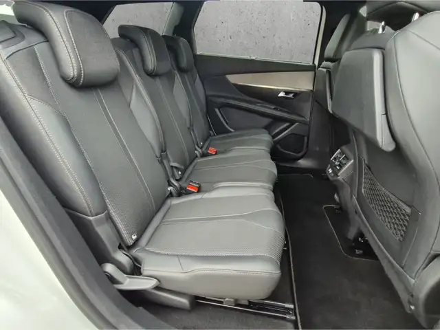 Peugeot 5008 view 14