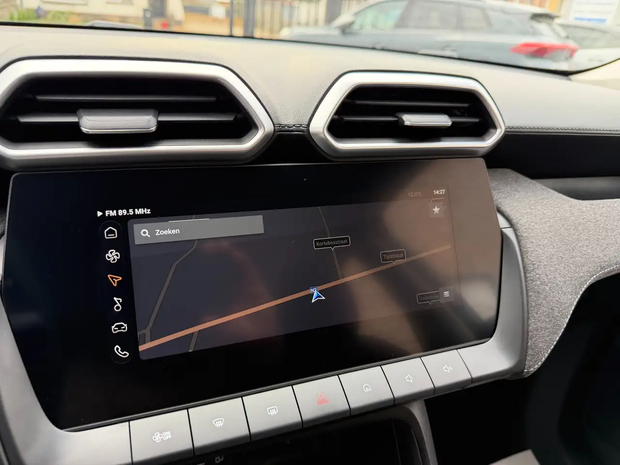 MG ZS 1.5i Comfort 115PK NAV CARPLAY CAM NEW/MODEL 0KM 11