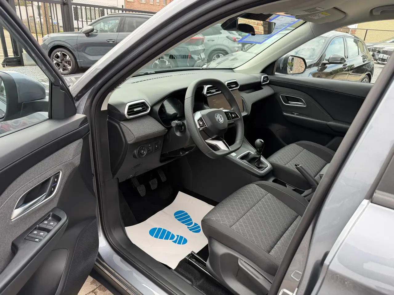 MG ZS 1.5i Comfort 115PK NAV CARPLAY CAM NEW/MODEL 0KM 7
