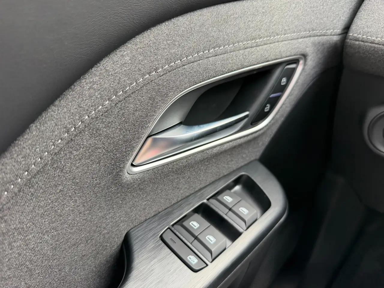 MG ZS 1.5i Comfort 115PK NAV CARPLAY CAM NEW/MODEL 0KM 19