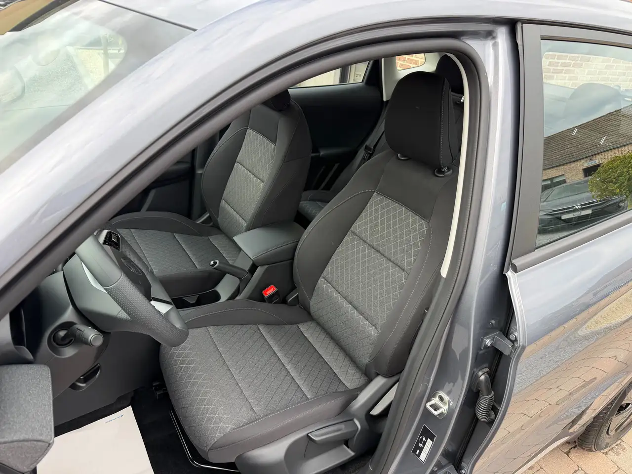 MG ZS 1.5i Comfort 115PK NAV CARPLAY CAM NEW/MODEL 0KM 22