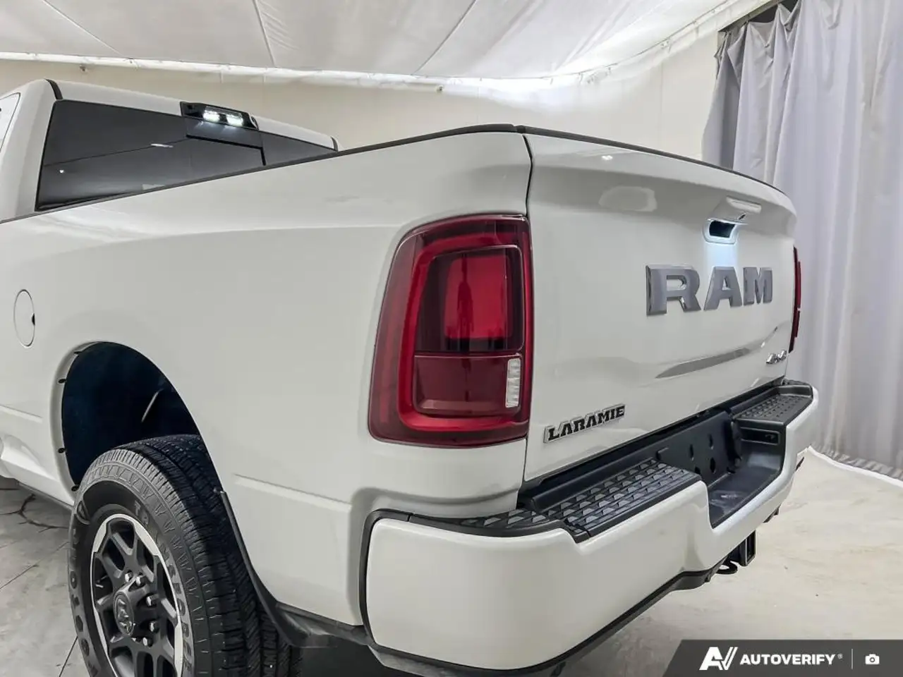 RAM 2500 снимка RAM 2500