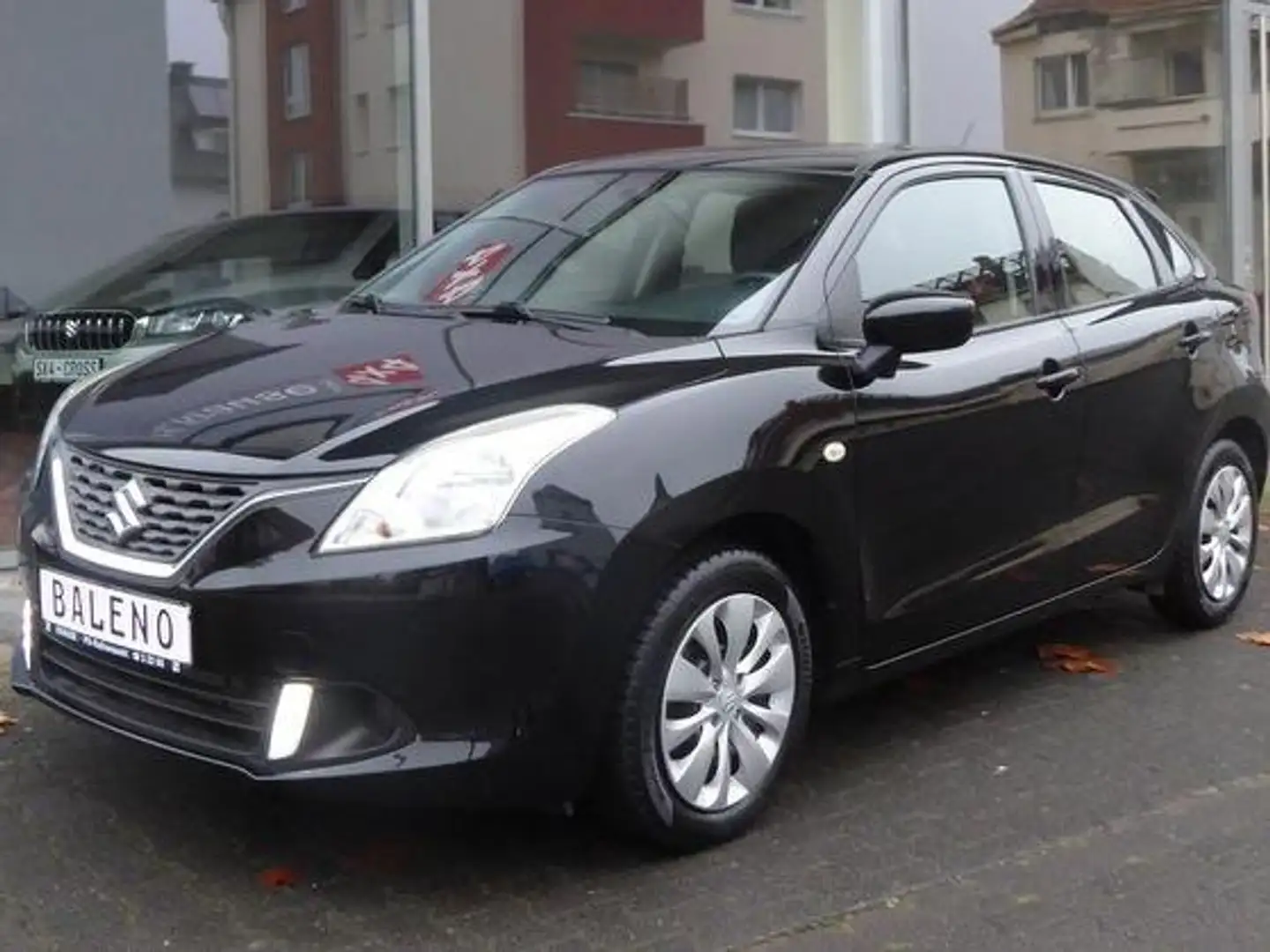 Suzuki Baleno Baleno 1.2 Club / 1. Hand, wenig Km Negro - 2