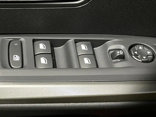 Peugeot 5008 view 16