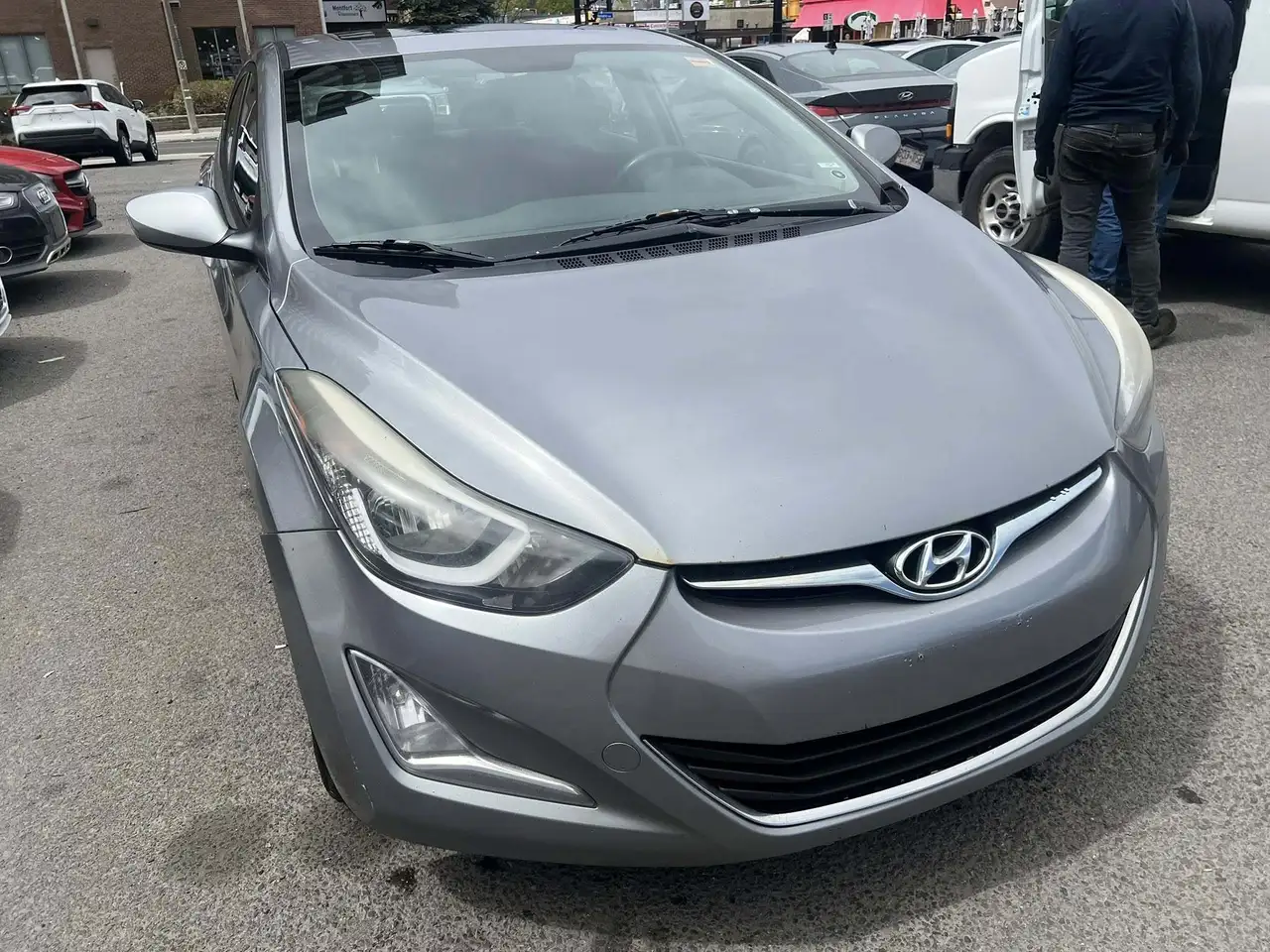Hyundai ELANTRA снимка Hyundai ELANTRA