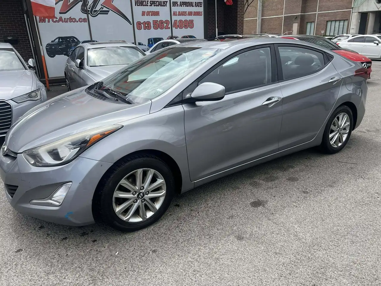 Hyundai ELANTRA снимка Hyundai ELANTRA