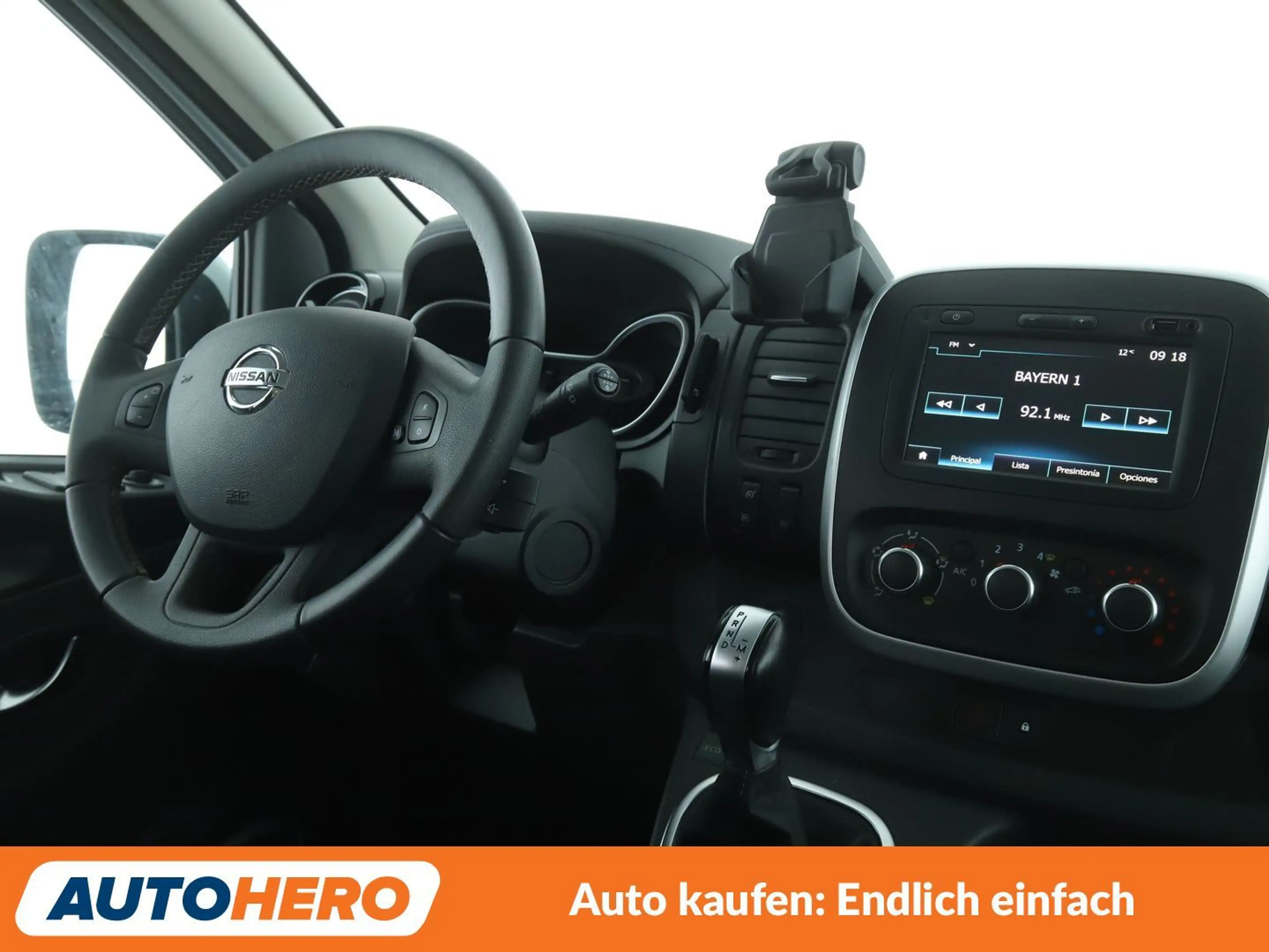 Nissan NV300 2.0 dCi L1H1 2,7t PREMIUM *AHK*NAV*TEMP*PDC*SHZ* — photo 13