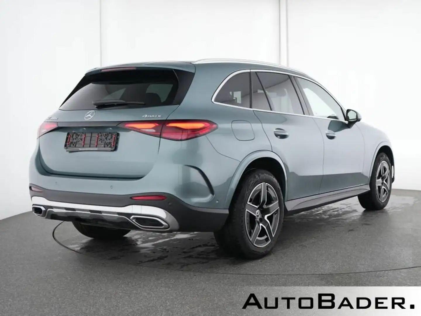 Mercedes-Benz GLC 300 GLC 300 e 4M AMG PSD Burmester AHK DISTR DC 360° Silber - 2
