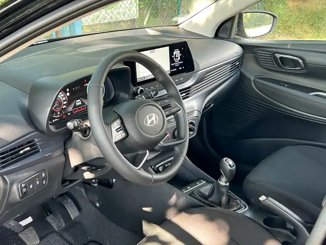 Hyundai I20 view 10