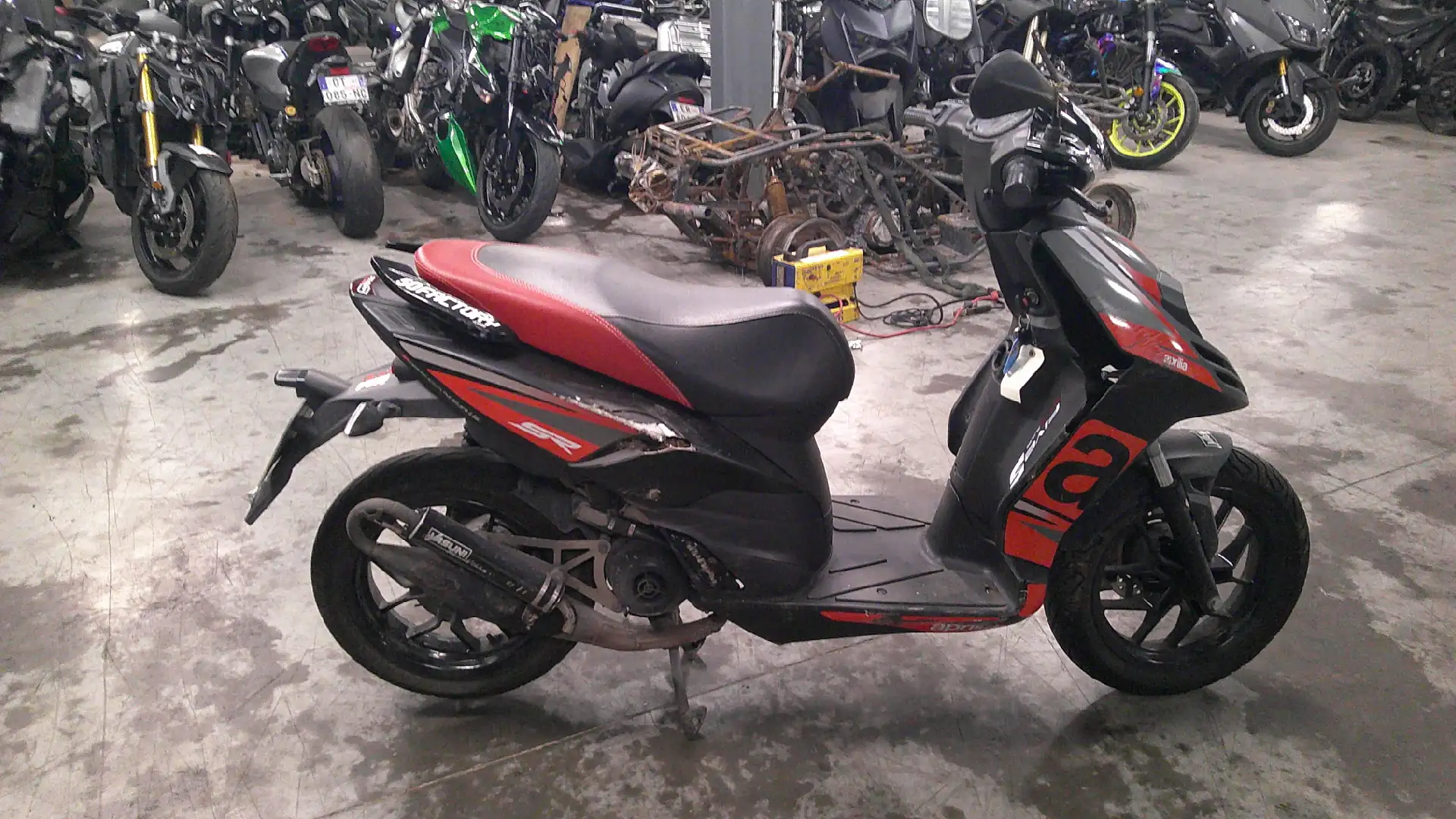 Aprilia SR 50 - 1