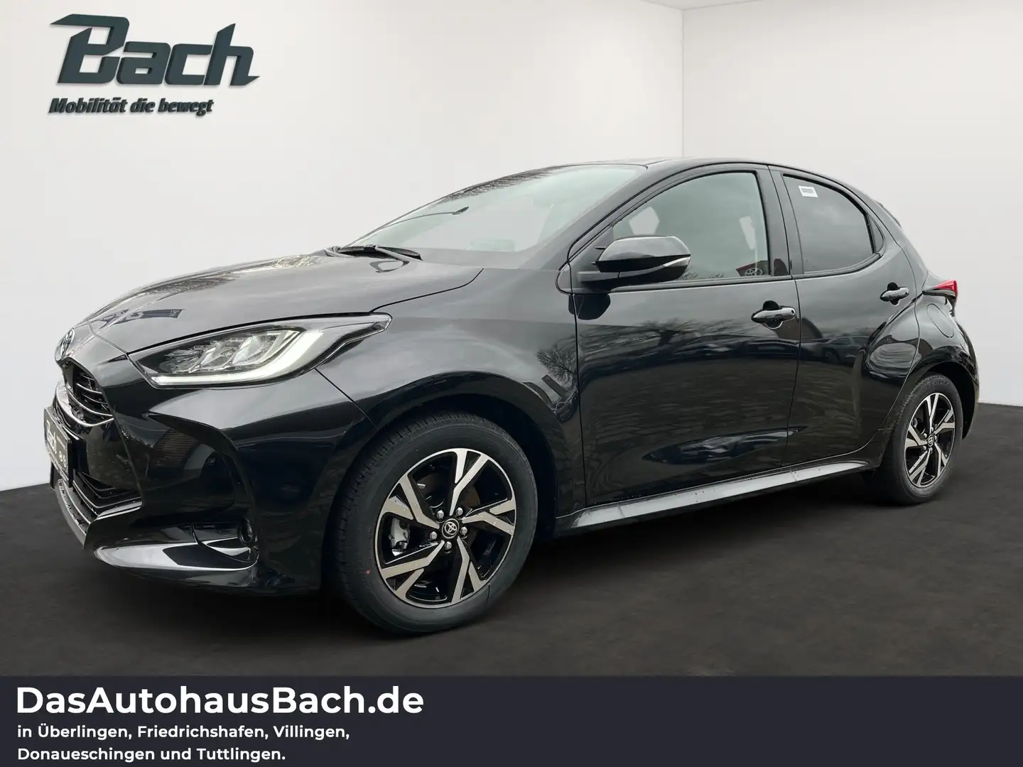 Toyota Yaris 1,5 Hybrid Teamplayer mit Comfort-Paket AUT Schwarz - 1