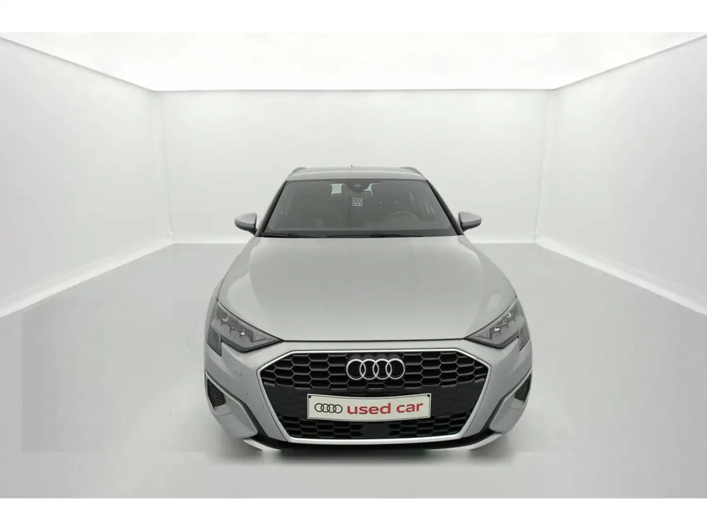Audi A3 Sportback Advanced 30 TDi 85KW(115CV) 6V * Clim Elec * Caméra * Sieges Chauffant Gris - 2