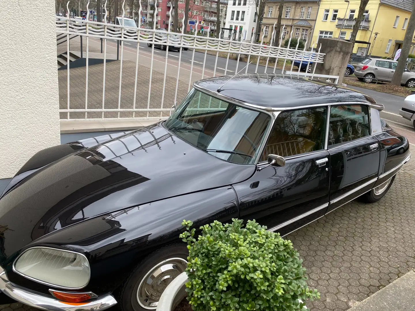 Citroen DS 23 Pallas Schwarz - 2