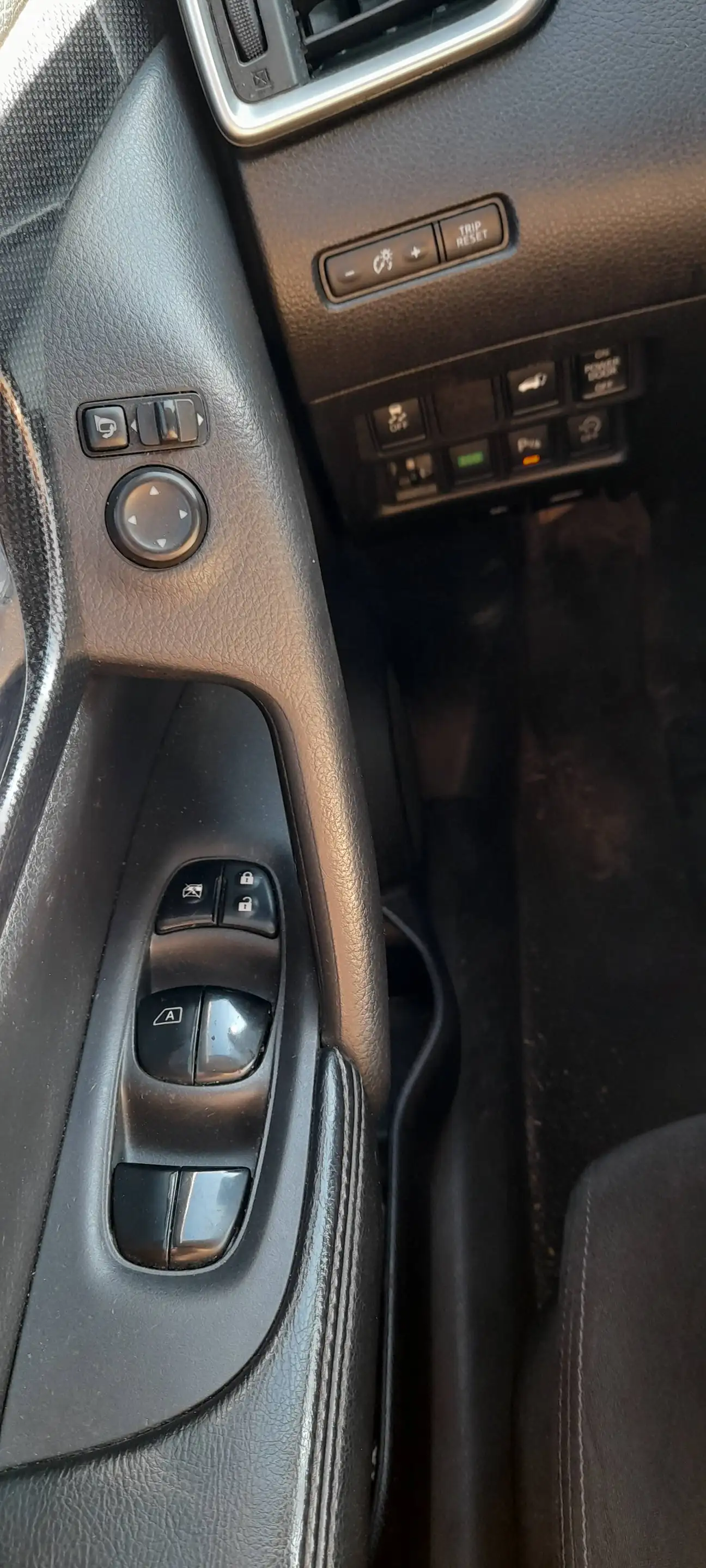 Nissan X-Trail 1,6dCi 360° 4x2 Automatik + AHK+Kamera360+++ — photo 15