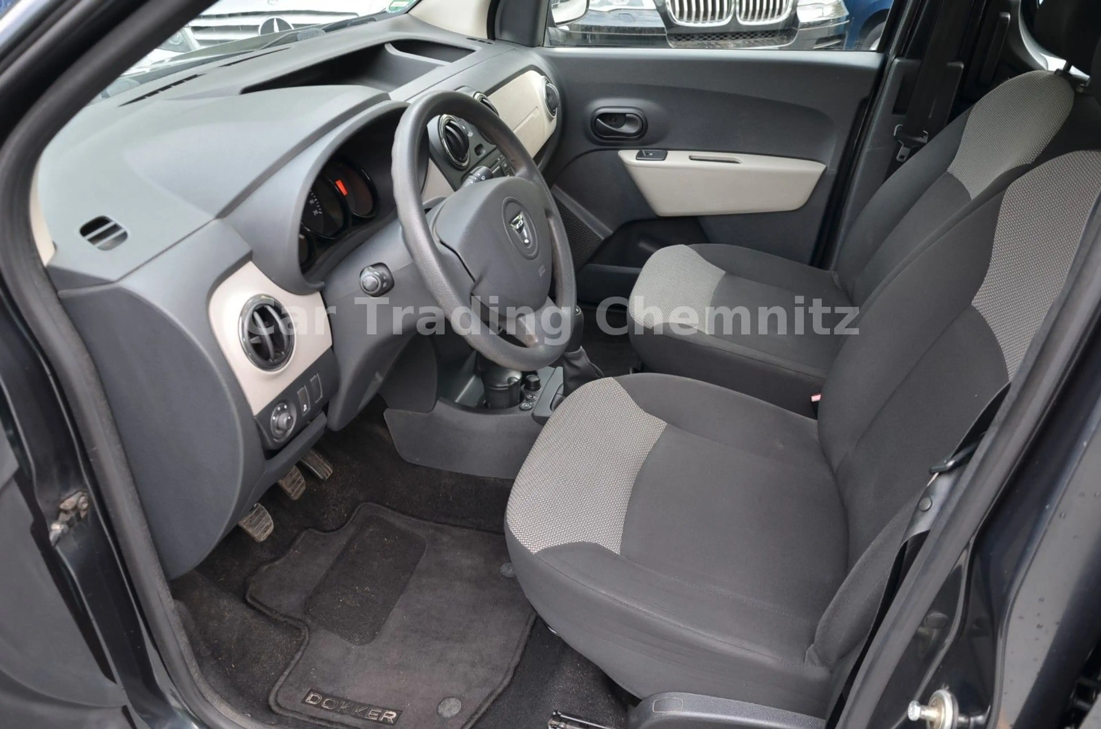 Dacia Dokker Ambiance 1.6 Benzin+Gas Klima Sitzheizung — photo 9