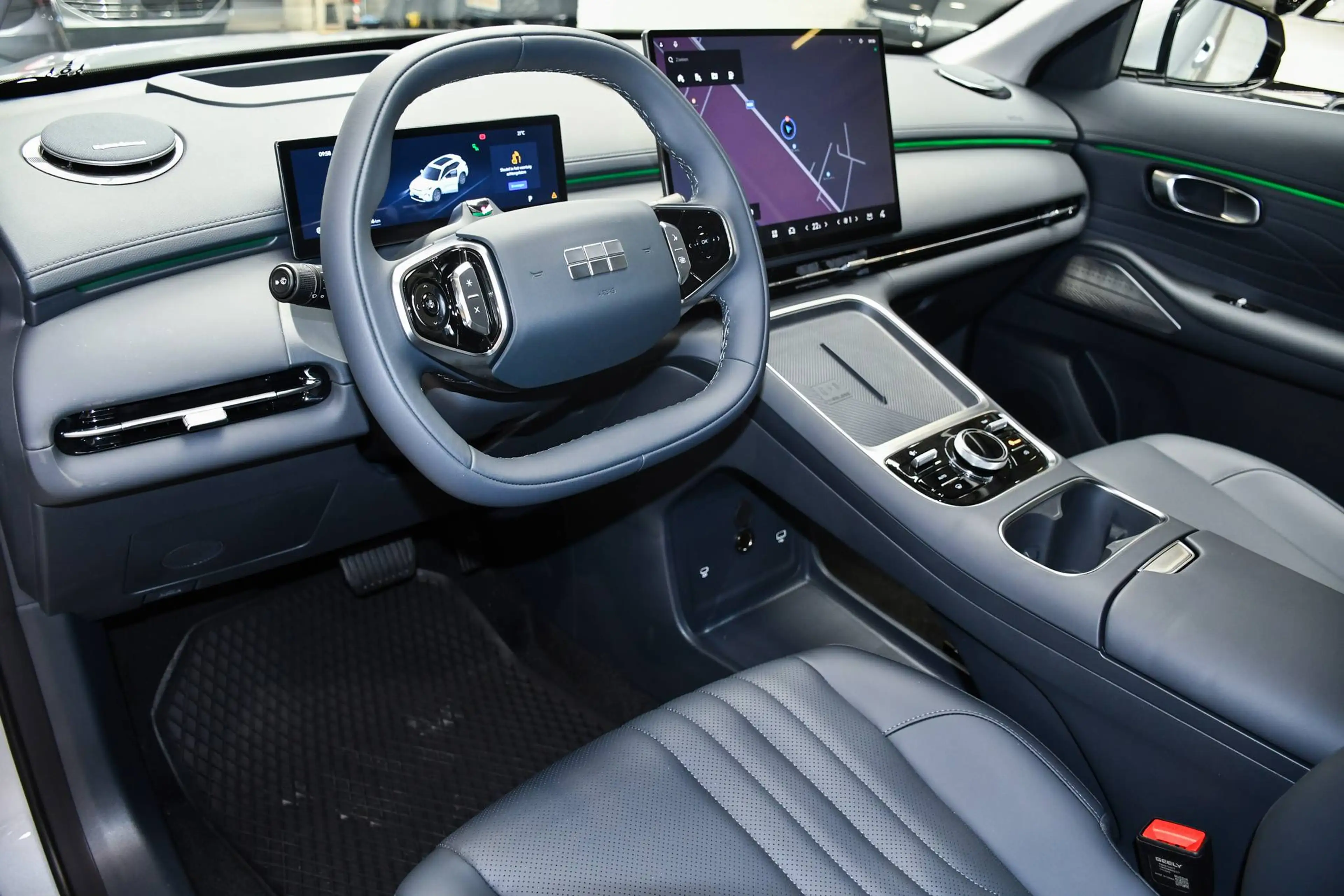 Geely Starray EM-i Max+ 136km NIEUW - NAVIGATIE / OPEN PANO-DAK / LEDER / CAMERA / ACC / BLIS / PDC — photo 8