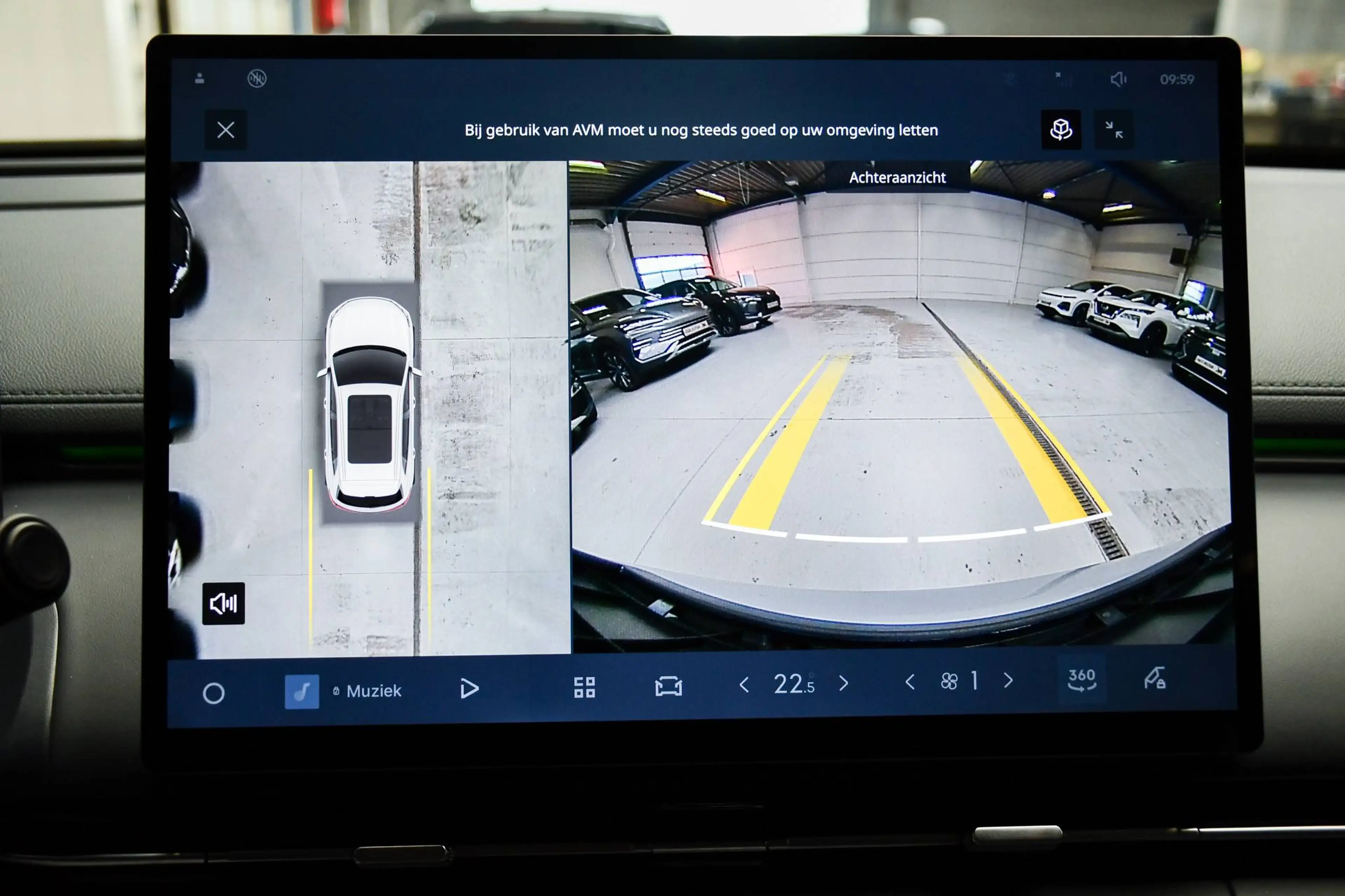 Geely Starray EM-i Max+ 136km NIEUW - NAVIGATIE / OPEN PANO-DAK / LEDER / CAMERA / ACC / BLIS / PDC — photo 10