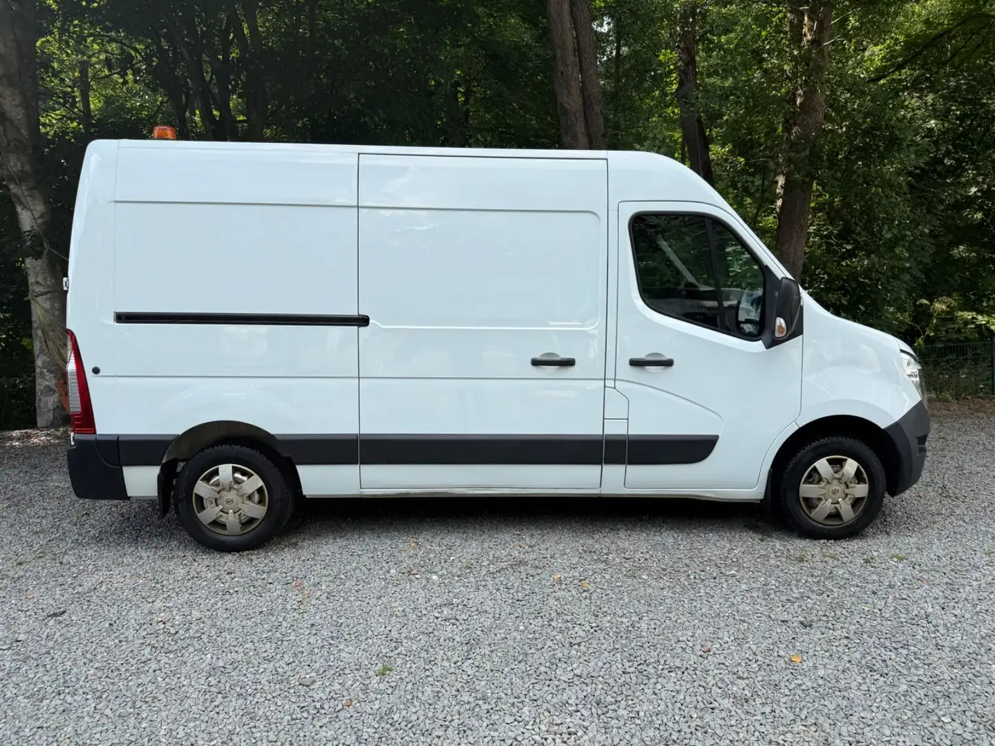 Nissan NV400 Kastenwagen L2H2 3,5t COMFORT Euro 6 Biały - 2