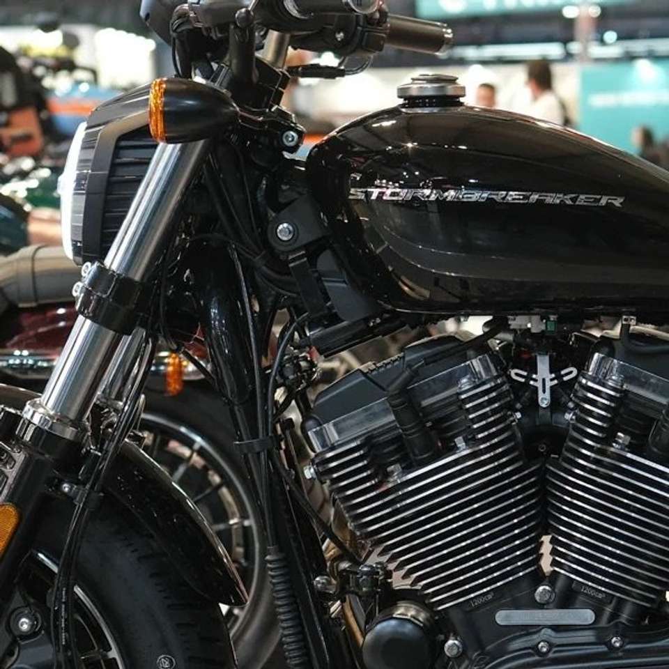 SWM Others STORMBREAKER V1200
