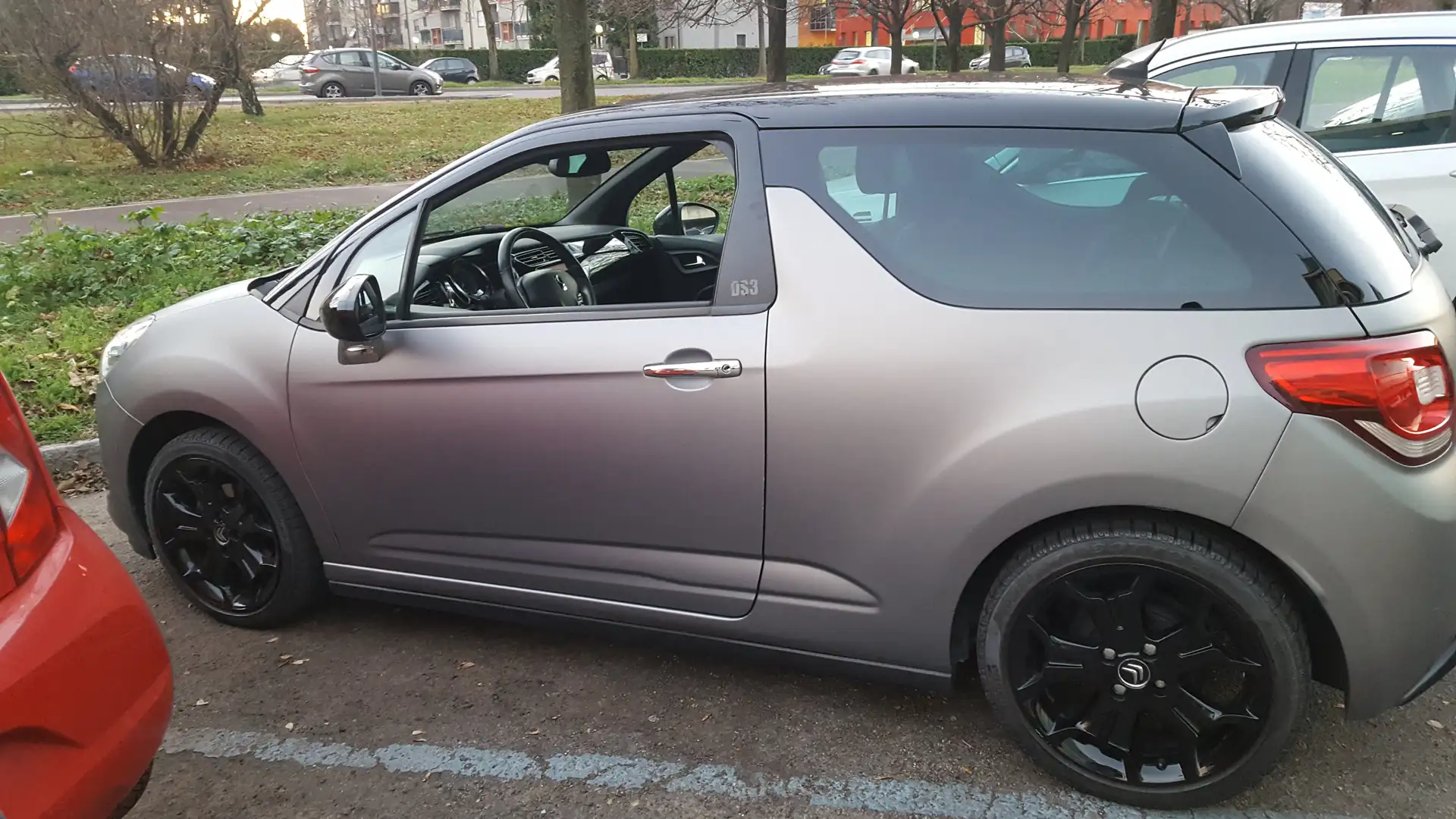 Citroen DS3 DS3 1.4 vti Chic 95cv Grigio - 1