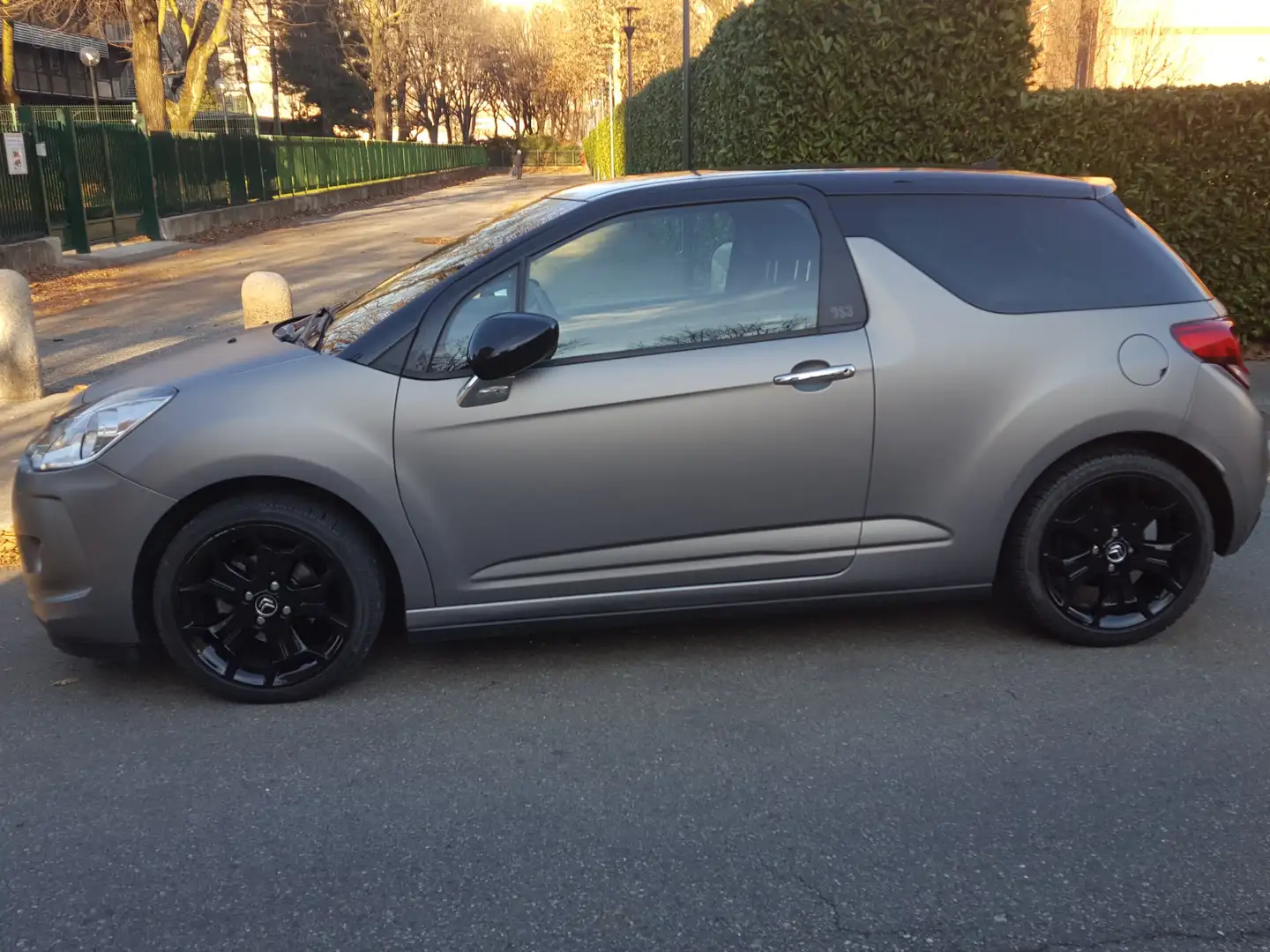 Citroen DS3 DS3 1.4 vti Chic 95cv Grigio - 2