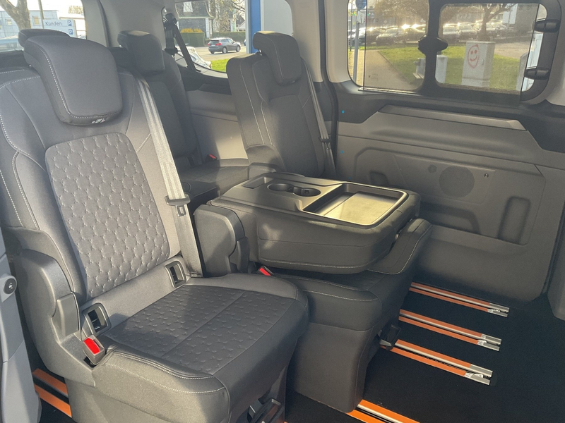 Ford Tourneo Custom 320 L1 Titanium 170PS *LED*RFK* — photo 3