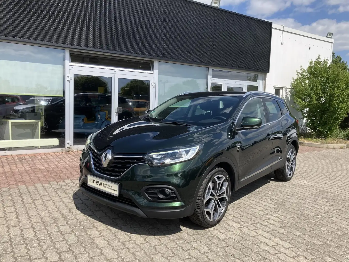 Renault Kadjar 140 PS Automatik Navi Klimaauto KeyLess Grün - 1