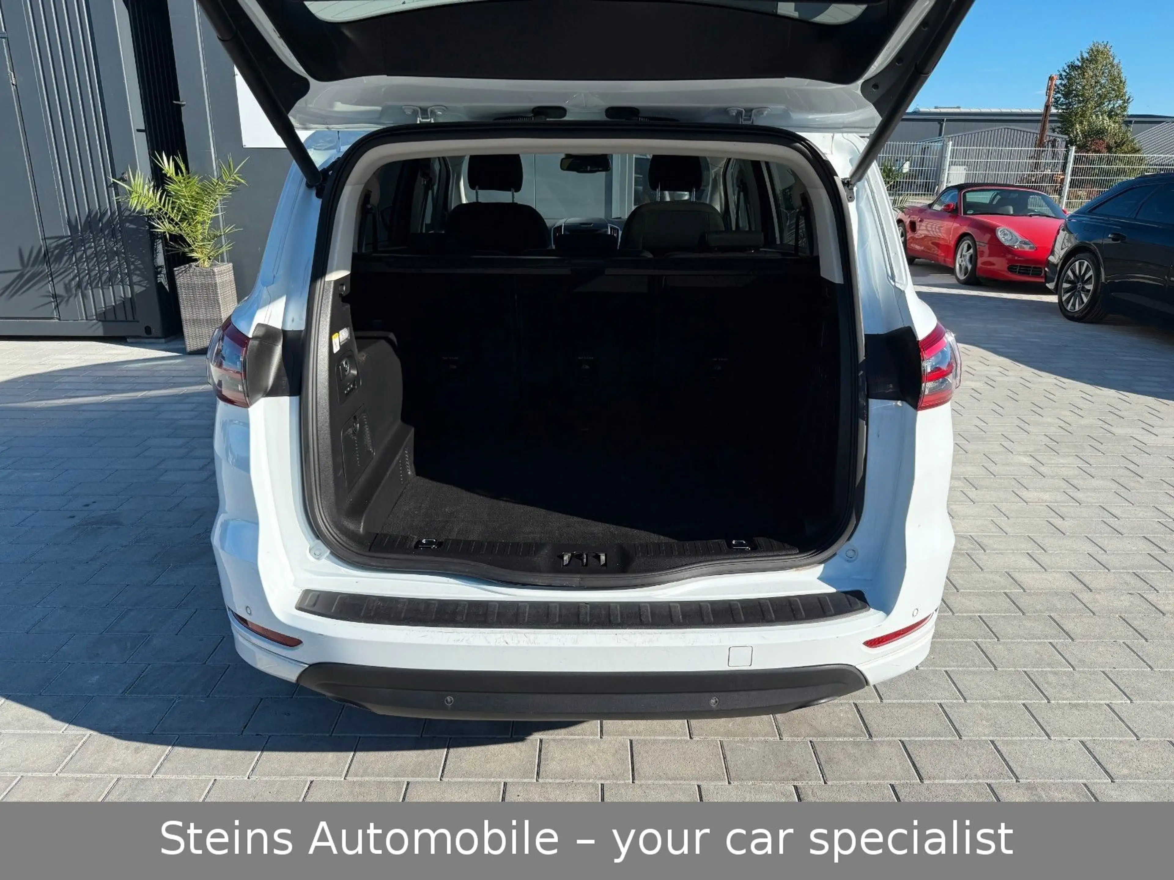 Ford S-Max S-MAX Titanium*NAVI*AMBIENTE*AHK*STAND-HZG*19% — photo 12