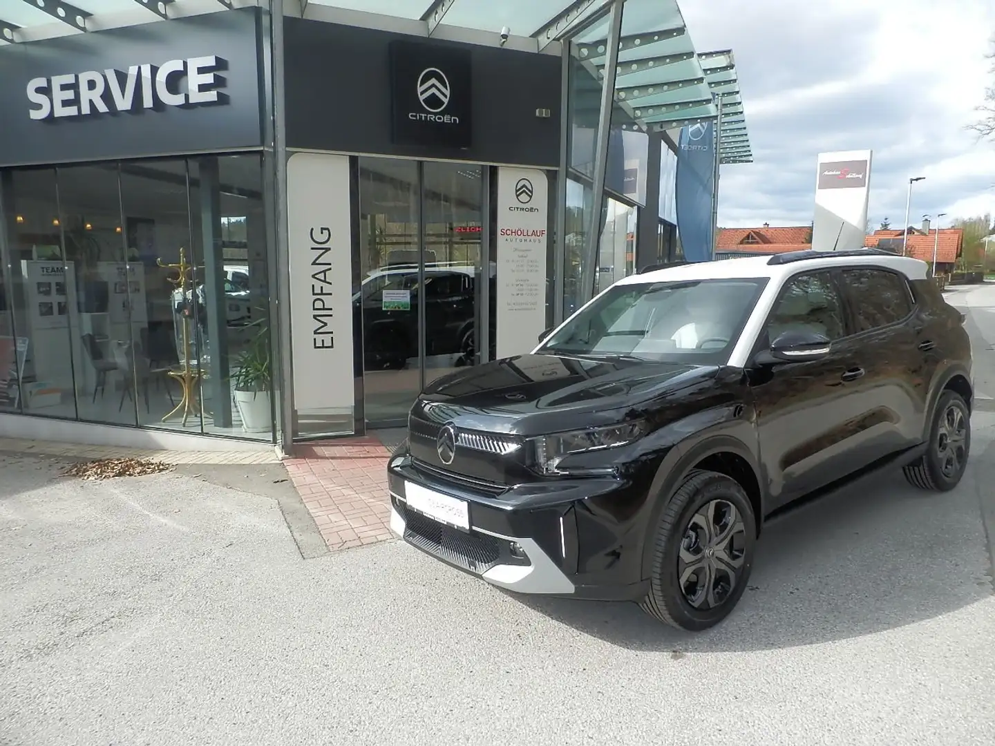 Citroen C3 Aircross Turbo 100 PLUS mit Winterpaket Schwarz - 1
