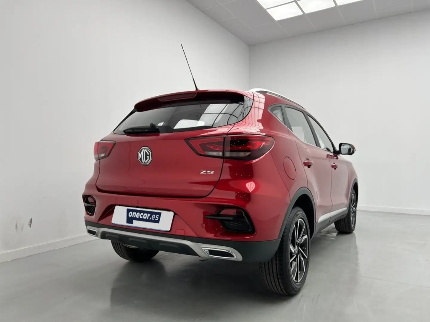 MG ZS 1.5 LUXURY 106CV 5P Kırmızı - 2