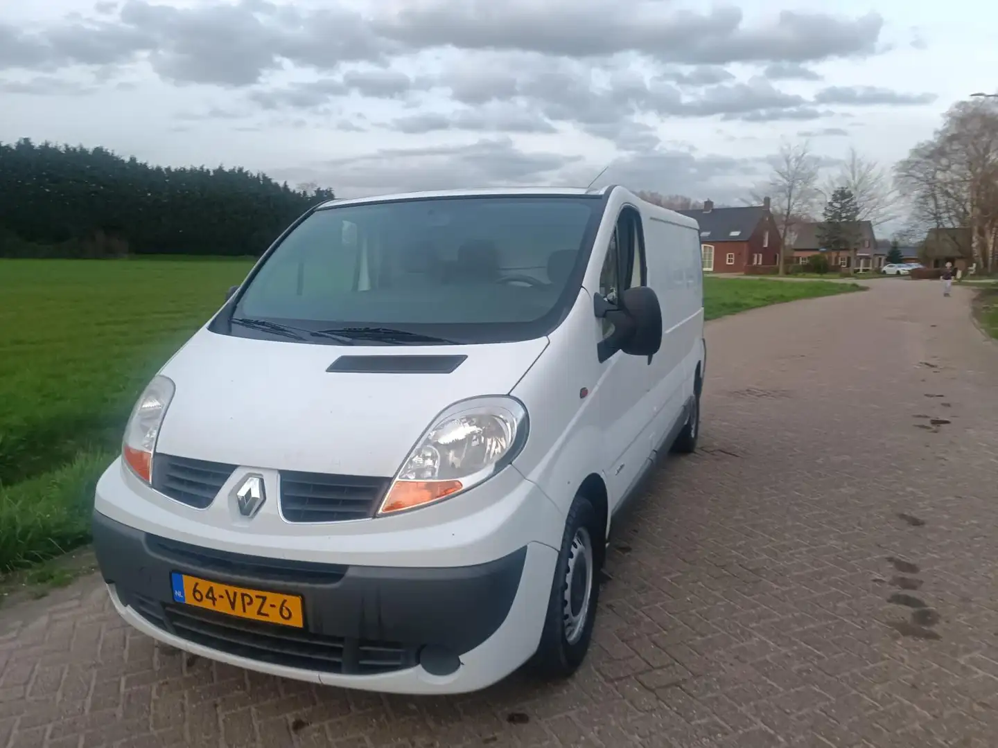 Renault Trafic 2.0 dCi T29 L2H1 / airco - 1