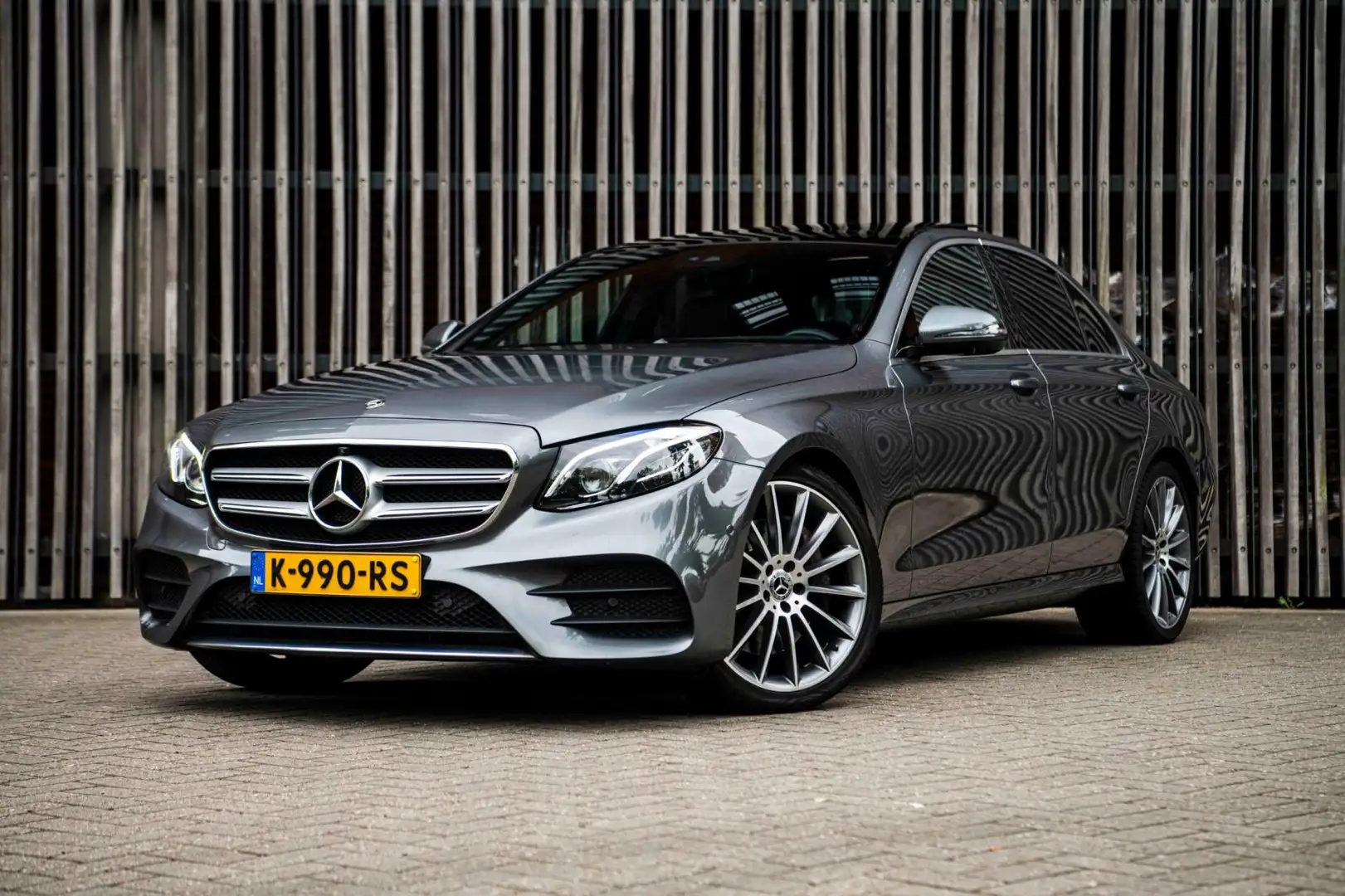 Mercedes-Benz E 350 350d 286pk AMG |Panorama|Trekhaak|Burmester|Widesc Szürke - 1