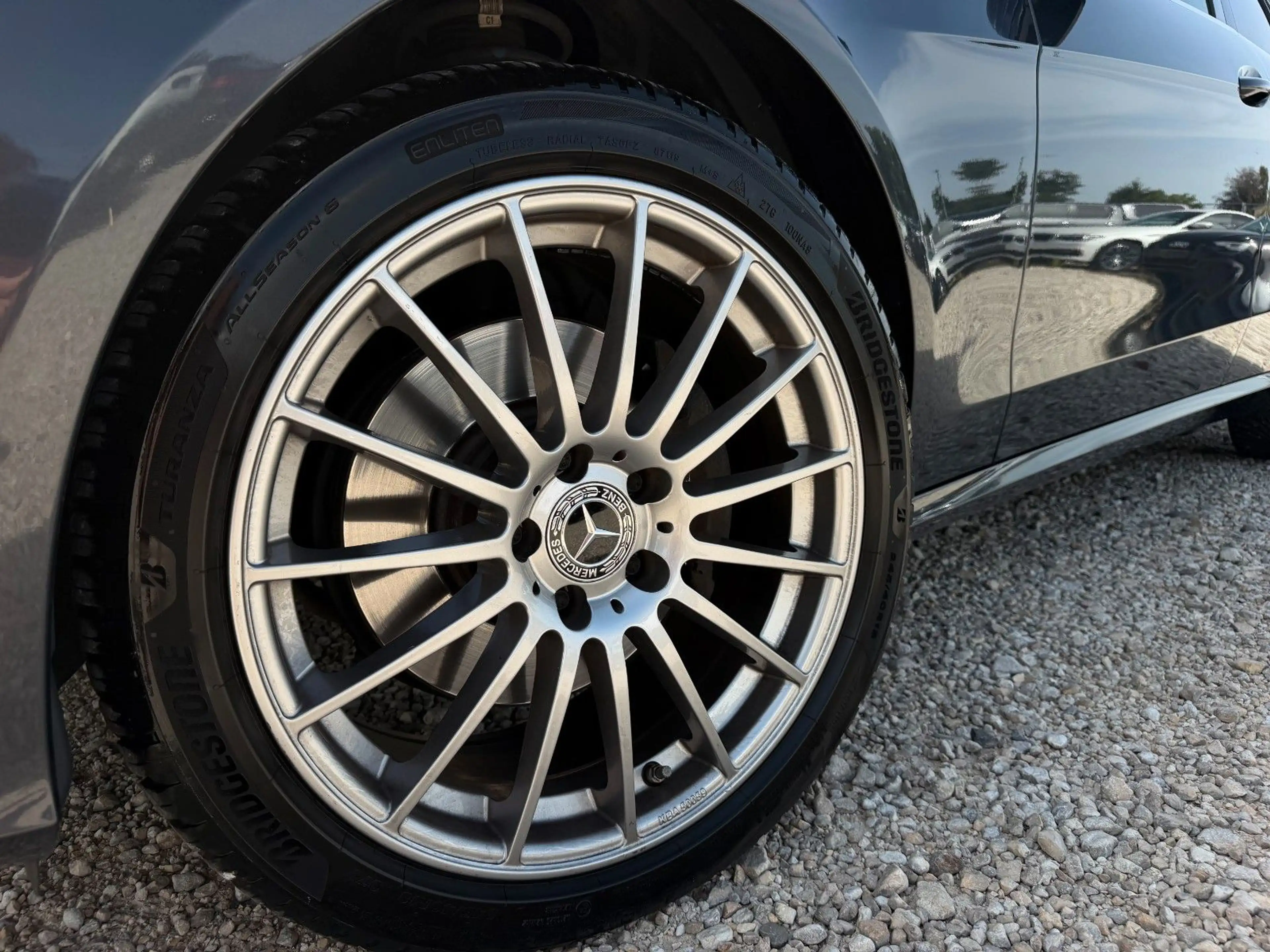 Mercedes-Benz E 250 | MB Service | TÜV Neu — photo 14