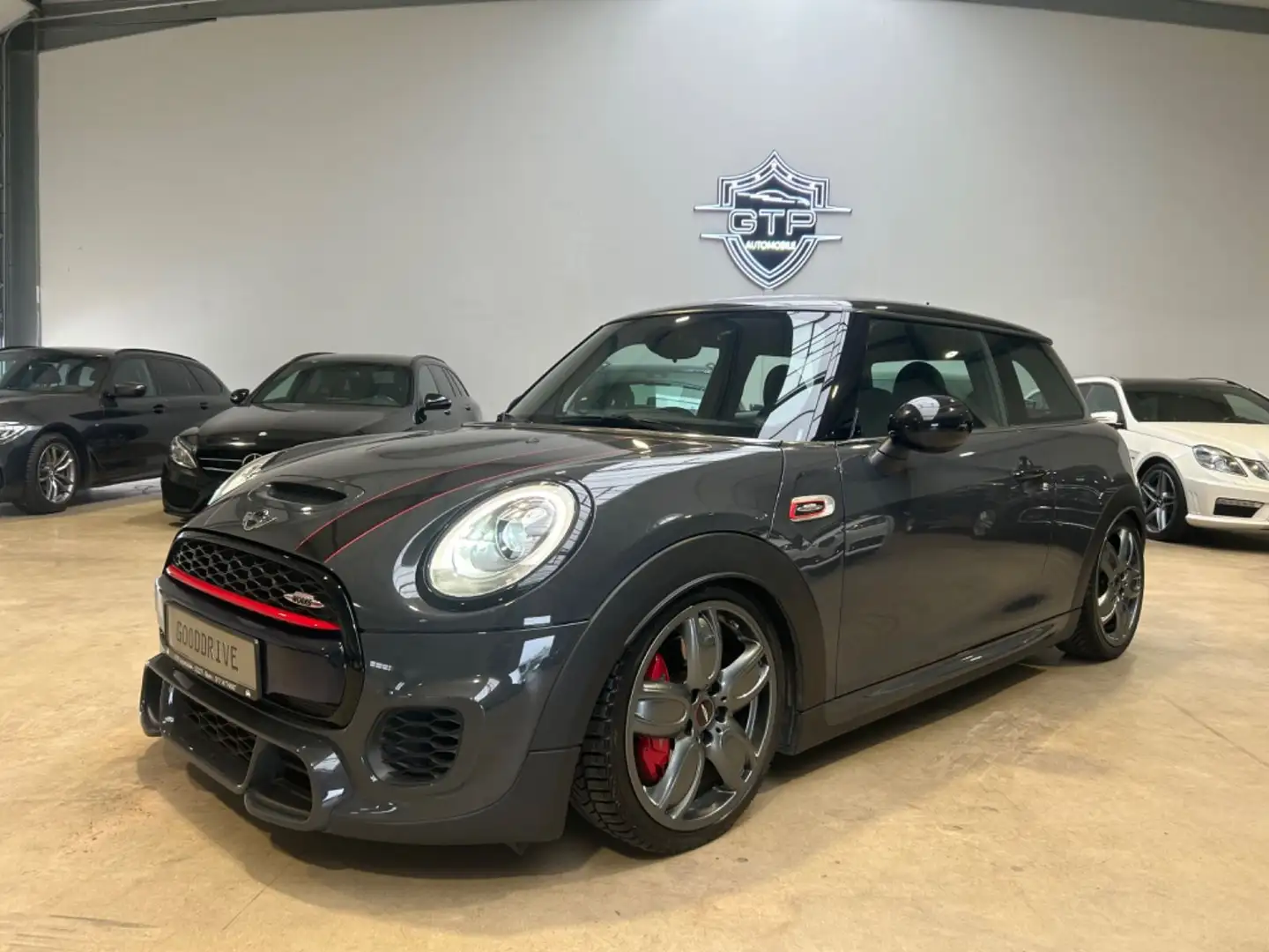 MINI John Cooper Works Mini Сірий - 1