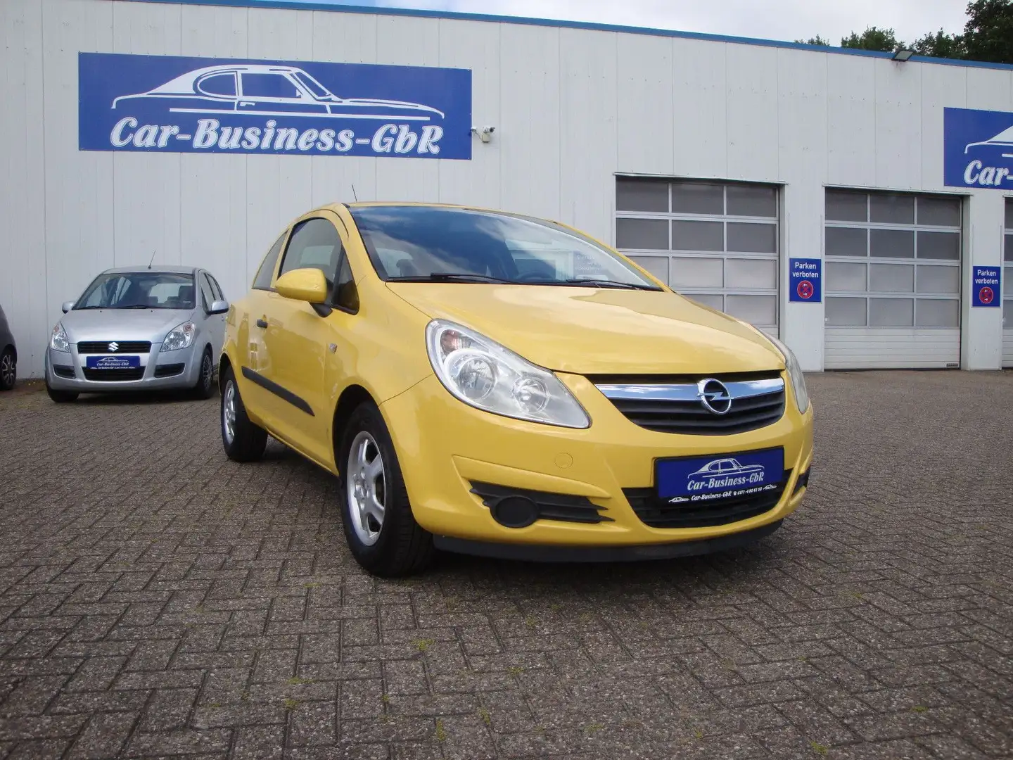 Opel Corsa D Basis Jaune - 1