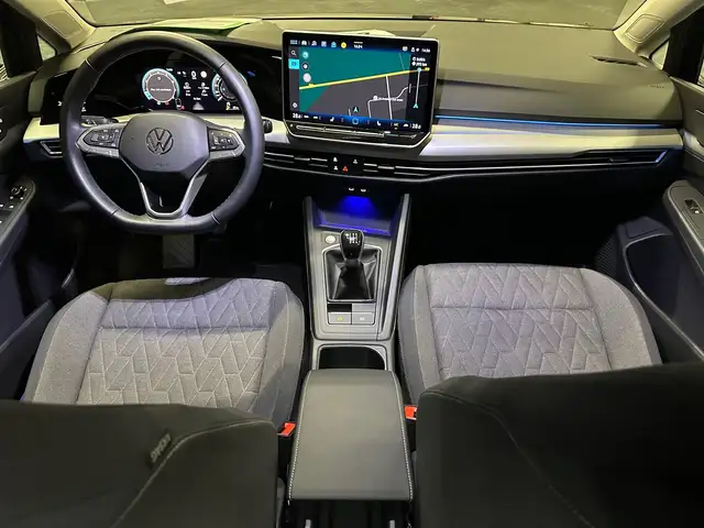 Volkswagen Golf view 12