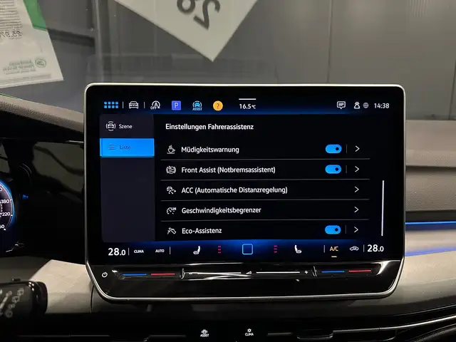 Volkswagen Golf view 23
