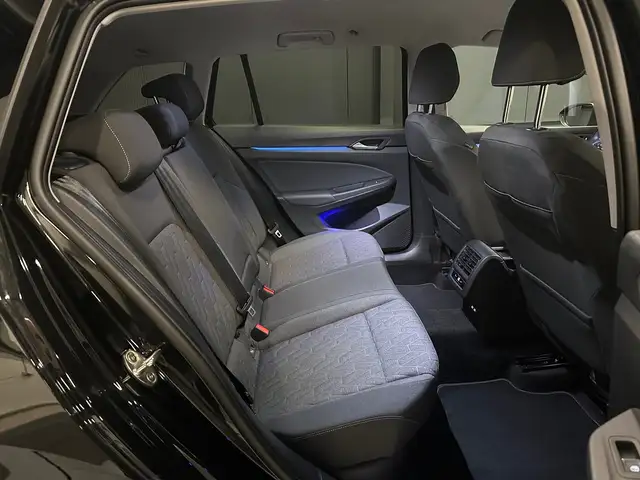 Volkswagen Golf view 26
