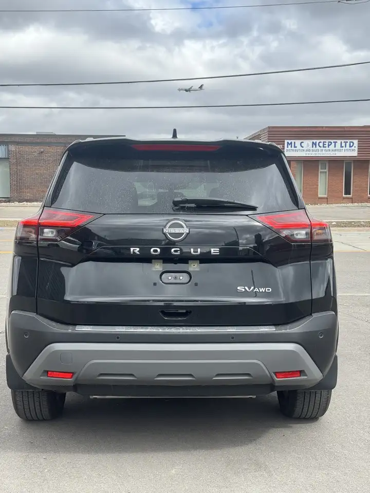 Nissan Rogue снимка Nissan Rogue