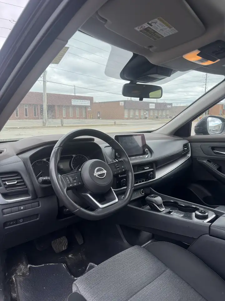 Nissan Rogue снимка Nissan Rogue