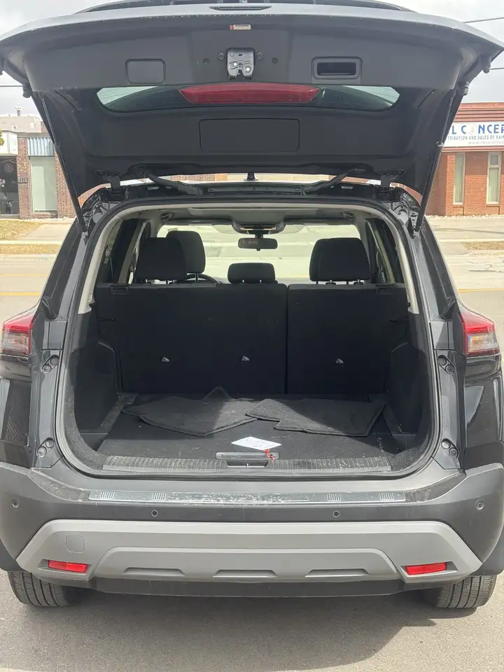 Nissan Rogue снимка Nissan Rogue