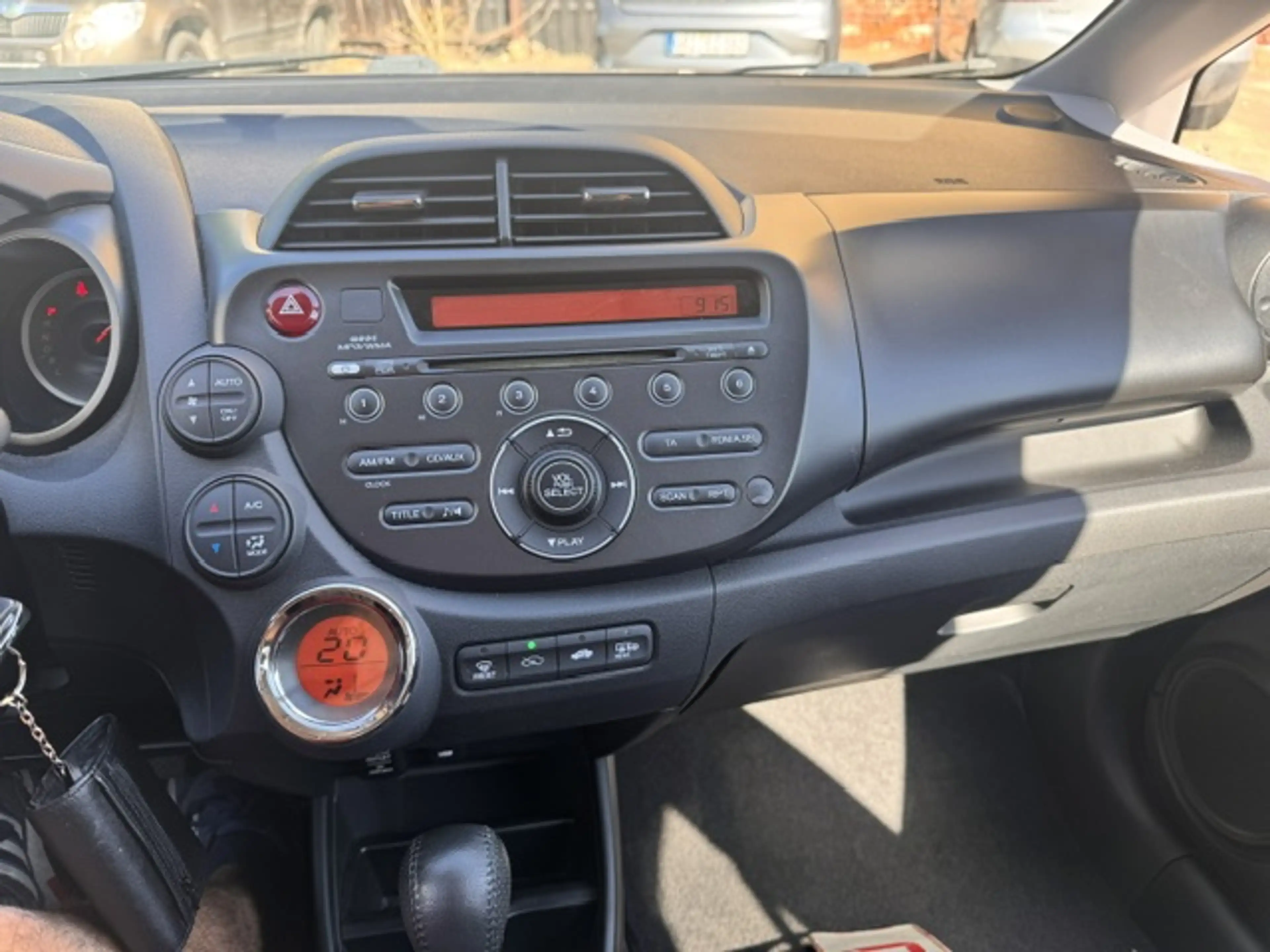 Honda Jazz 1.4 Comfort Plus — photo 10
