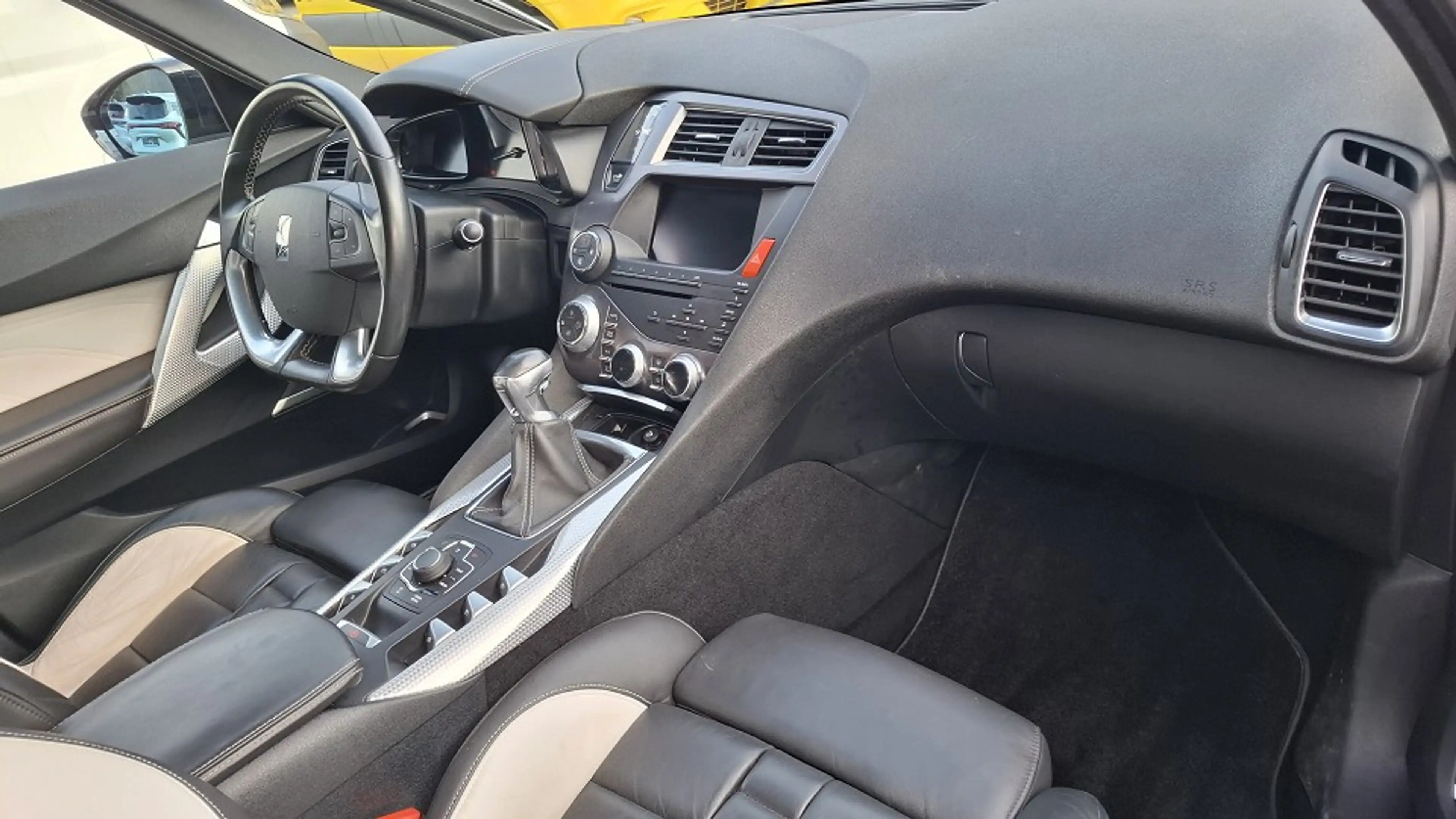 Citroen DS5 HDi165 SportChic — photo 9