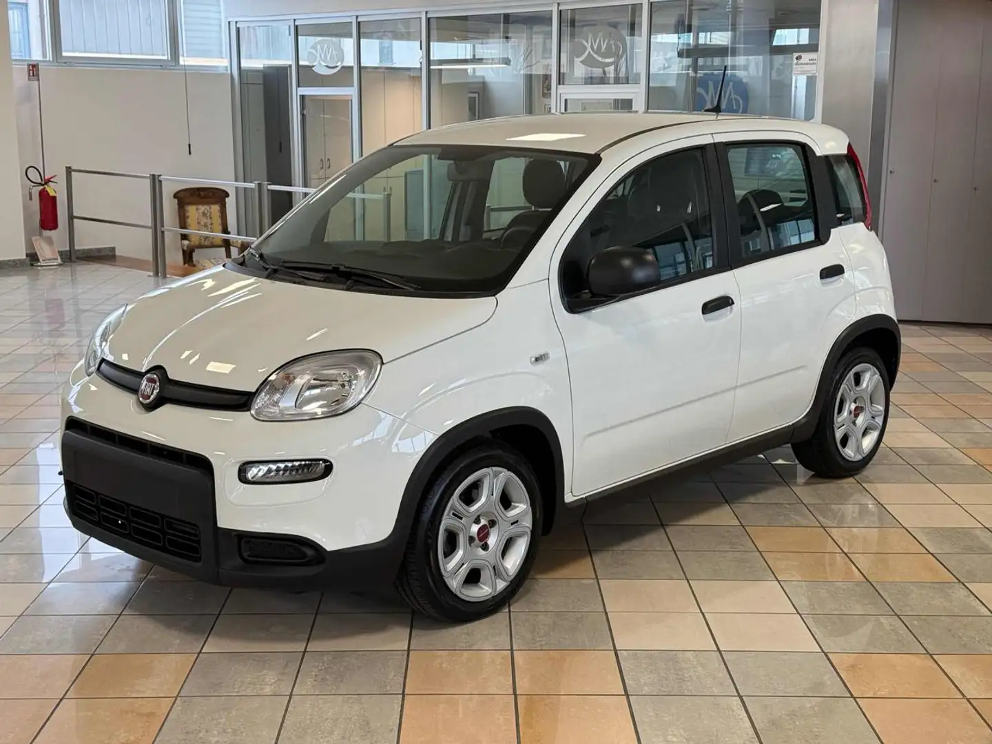 Fiat Panda 1.0 FireFly S&S Hybrid Weiß - 1