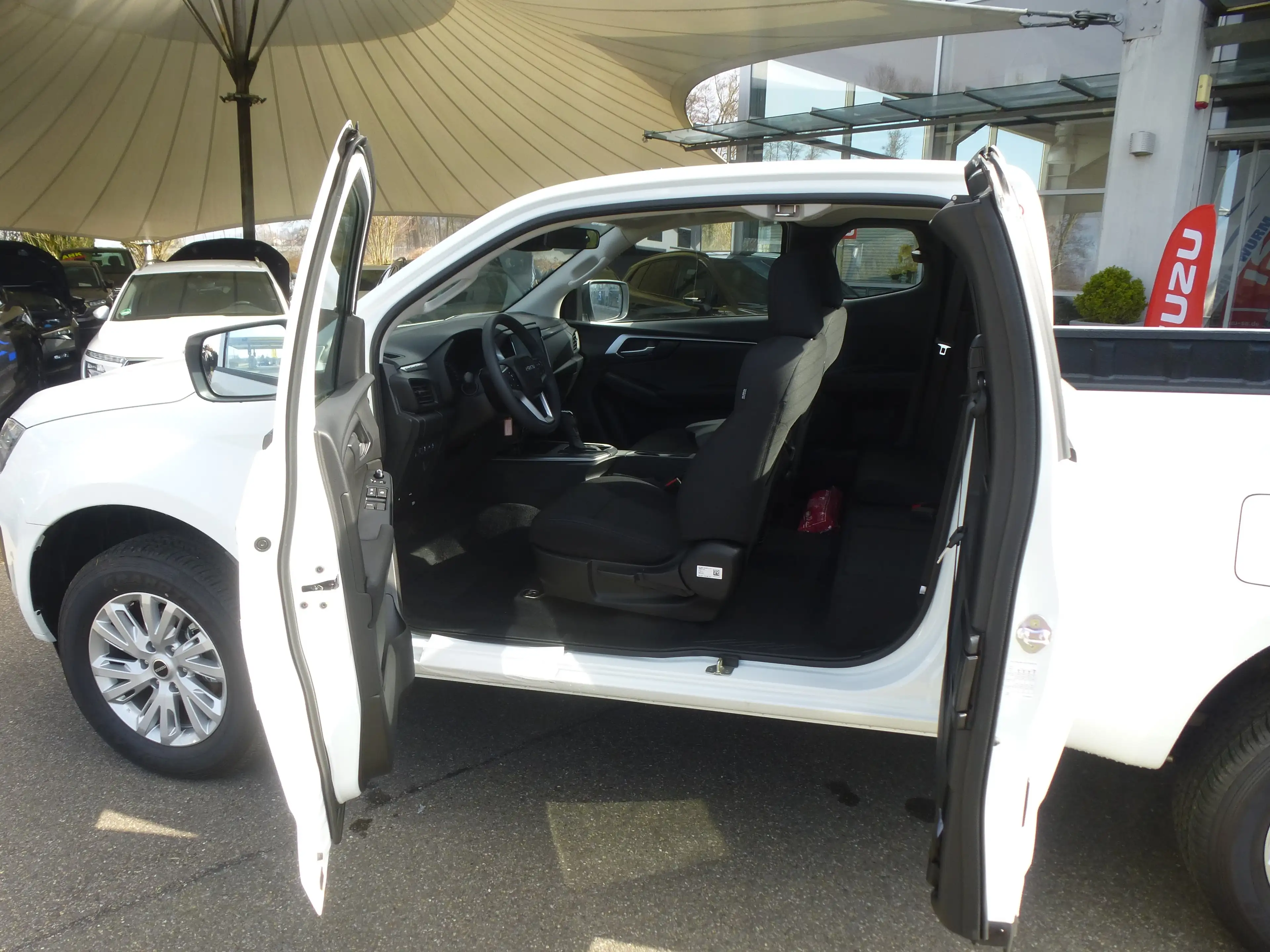 Isuzu D-Max D-Max SpaceCab 4x4 LS AT**AHK** — photo 5