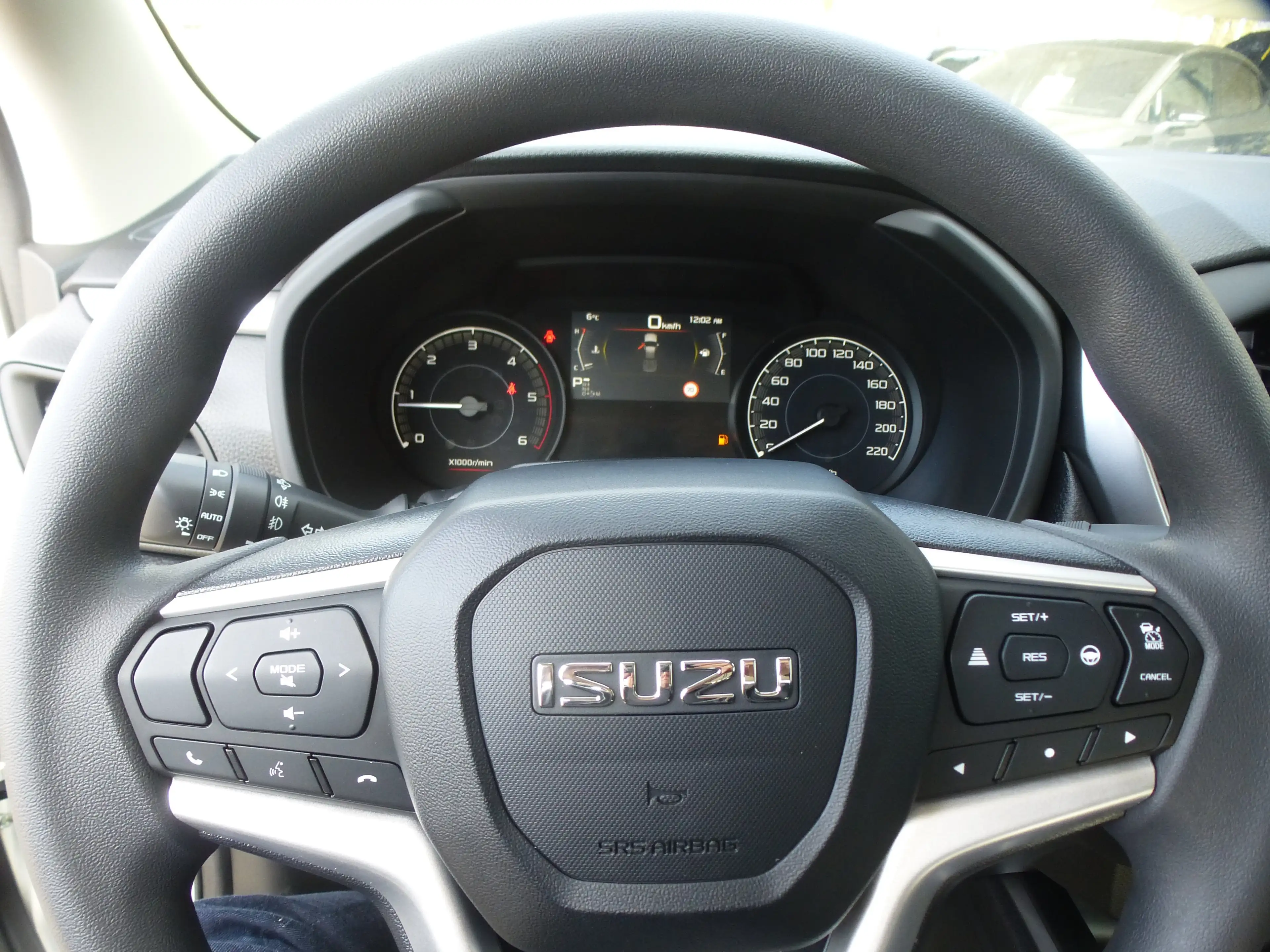 Isuzu D-Max D-Max SpaceCab 4x4 LS AT**AHK** — photo 10