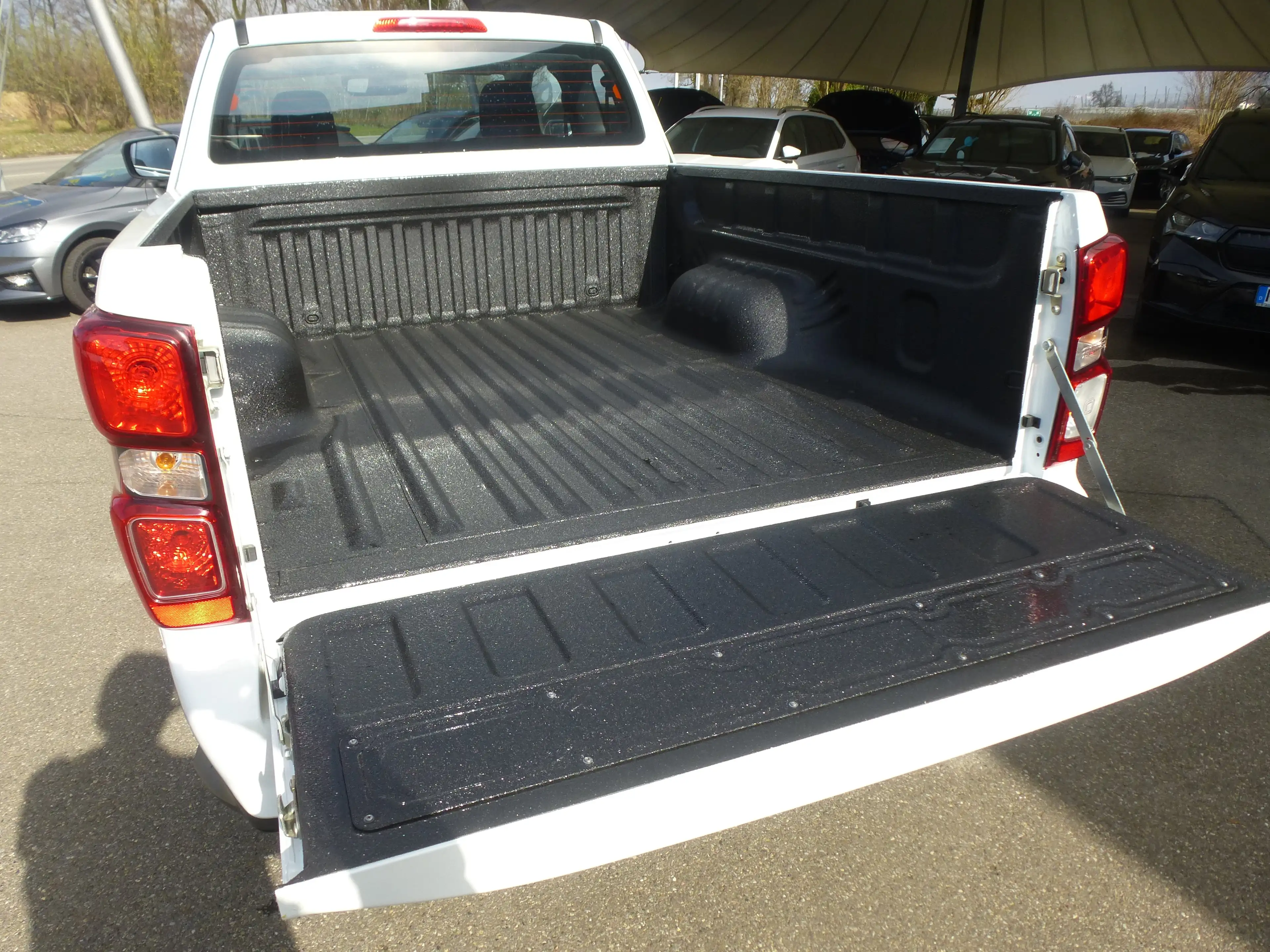 Isuzu D-Max D-Max SpaceCab 4x4 LS AT**AHK** — photo 4