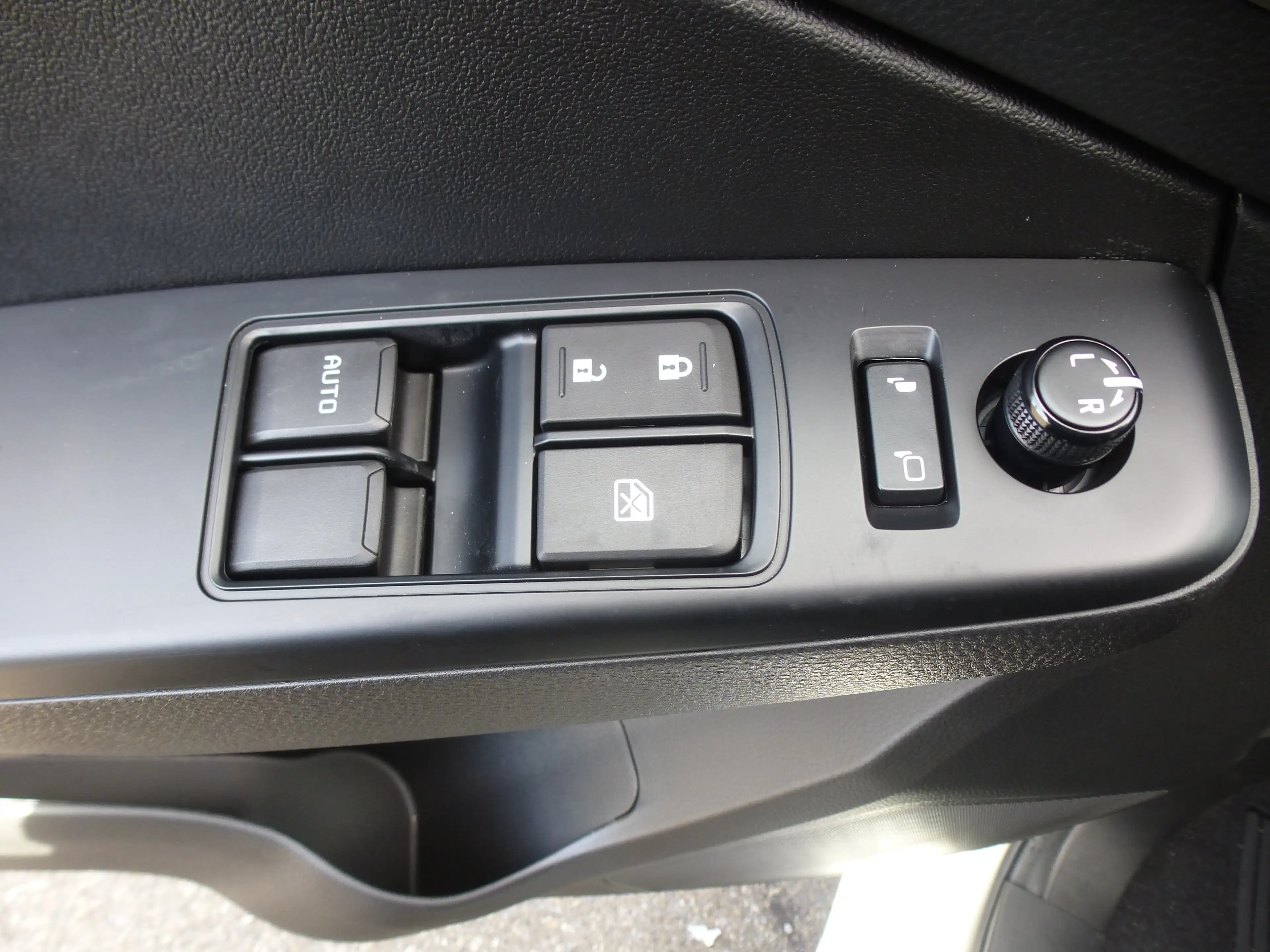 Isuzu D-Max D-Max SpaceCab 4x4 LS AT**AHK** — photo 6